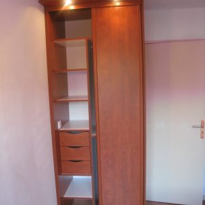 Placard-sur-mesure-espace-placard