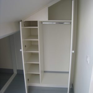Sous-pentes-espace-placard-9